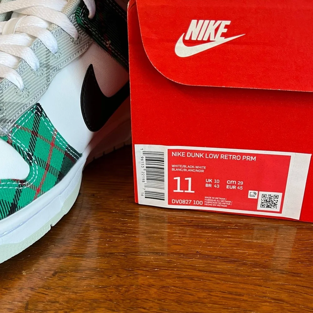 NIKE Dunk Low Retro Premium - Picture 4 of 12